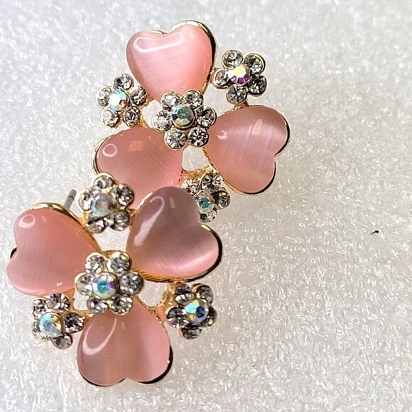 Pink Enamel Flower Small Earrings - Picture 4 of 12